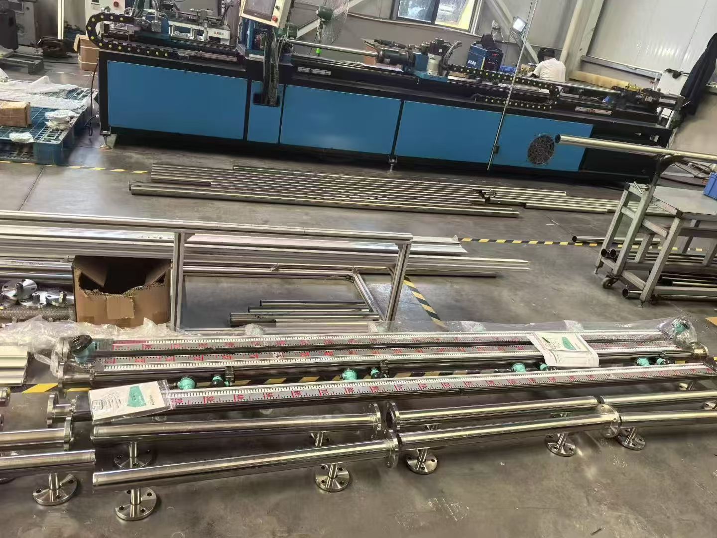 4200mm magnetic flap level gauge